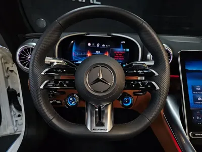 Mercedes-Benz SL-Class 2024, 4800 км, за 107338.11 USD - фото 17