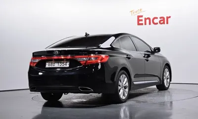 Hyundai Grandeur 2012, 172638 км, за 3187.62 USD