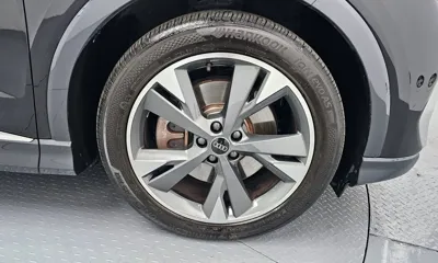 Audi Q4 e-tron 2022, 58255 км, за 66218.49 USD