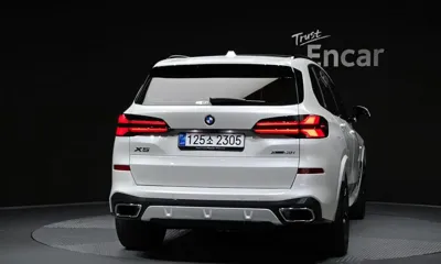 BMW X5 2025, 8954 км, за 81035.84 USD
