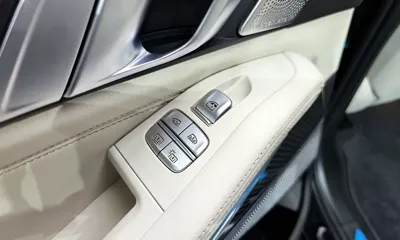 BMW X7 2025, 22913 км, за 91984.63 USD - фото 36