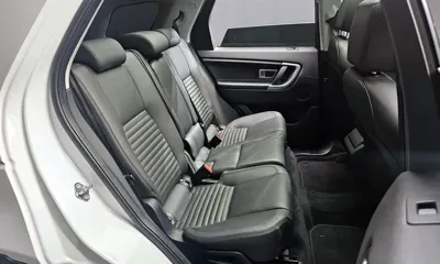 Land Rover Discovery Sport 2017, 70604 км, за 9717.09 USD - фото 12