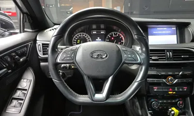 Infiniti Q30 2017, 100910 км, за 5618.72 USD - фото 13