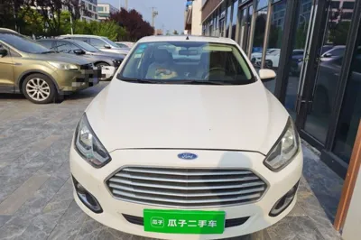 Ford Escort 2015, 146700 км, за 3162 USD