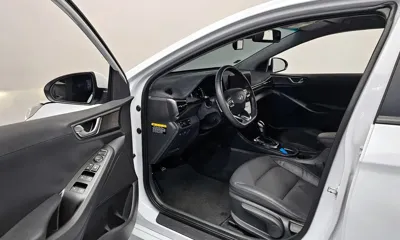 Hyundai Ioniq 2020, 76679 км, за 10218.09 USD - фото 10