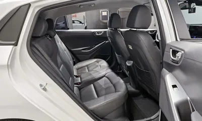 Hyundai Ioniq 2020, 76679 км, за 10218.09 USD - фото 11