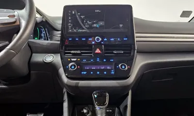 Hyundai Ioniq 2020, 76679 км, за 10218.09 USD - фото 13