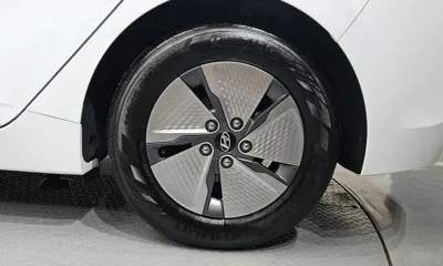 Hyundai Ioniq 2020, 76679 км, за 10218.09 USD - фото 21