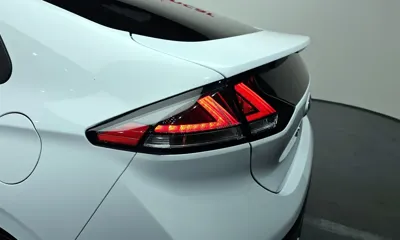 Hyundai Ioniq 2020, 76679 км, за 10218.09 USD - фото 23