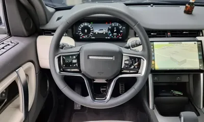 Land Rover Discovery Sport 2024, 7347 км, за 30346.81 USD - фото 13