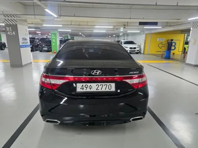 Hyundai Grandeur 2015, 91107 км, за 4825.49 USD