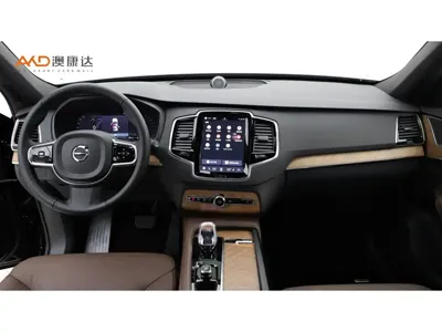 Volvo XC90 2024, 36000 км, за 42671.33 USD