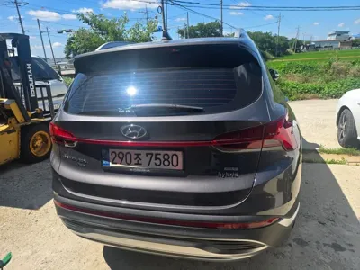 Hyundai Santafe 2022, 176743 км, за 14332.26 USD