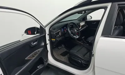Kia Stonic 2019, 63655 км, за 13220.53 USD - фото 10