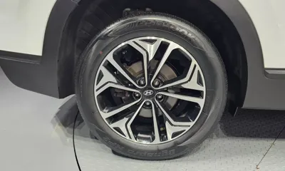 Hyundai Santafe 2019, 72743 км, за 12871.35 USD