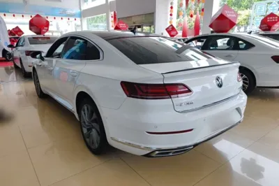 Volkswagen FAW-Volkswagen CC 2023, 119800 км, за 19940 USD