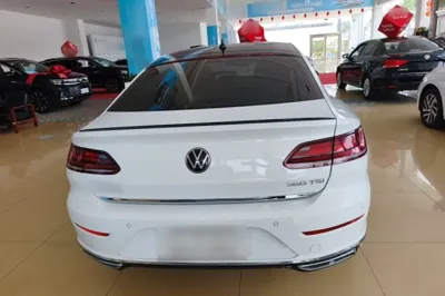 Volkswagen FAW-Volkswagen CC 2023, 119800 км, за 19940 USD