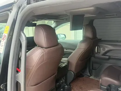 Toyota Sienna 2023, 66000 км, за 36388.18 USD - фото 9