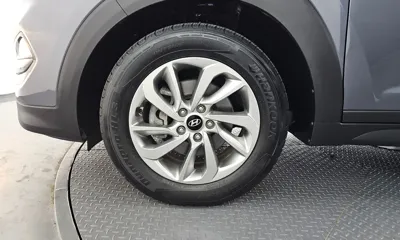 Hyundai Tucson 2017, 100858 км, за 8465.19 USD
