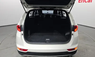Kia Sportage 2018, 132514 км, за 7615.89 USD - фото 20