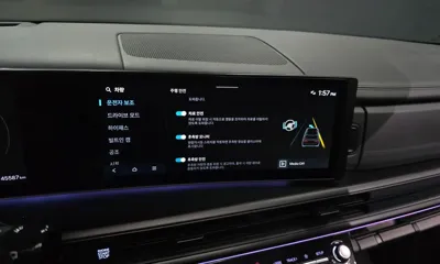 Hyundai Santafe 2024, 45587 км, за 21491.87 USD - фото 32