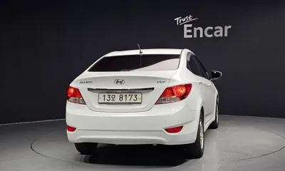 Hyundai Accent 2014, 127965 км, за 2758.8 USD