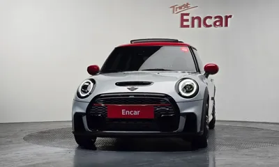 MINI Cooper 2021, 51944 км, за 15203.61 USD