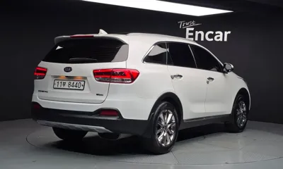 Kia Sorento 2015, 213646 км, за 5860.52 USD