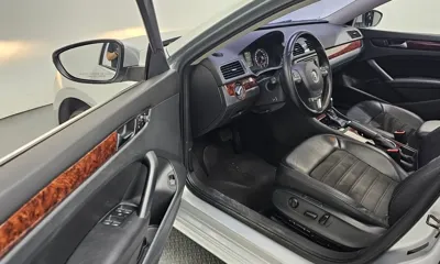Volkswagen Passat 2013, 130677 км, за 2595.63 USD - фото 11