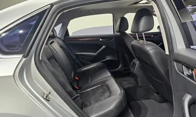 Volkswagen Passat 2013, 130677 км, за 2595.63 USD - фото 12
