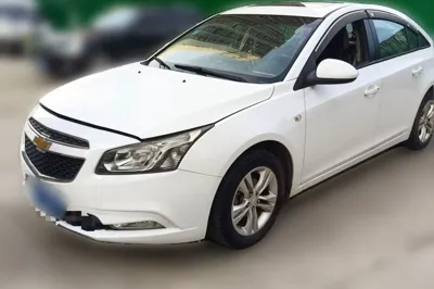 Chevrolet Cruze · 2015 год