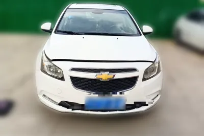 Chevrolet Cruze 2015, 98000 км, за 3199 USD