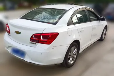 Chevrolet Cruze 2015, 98000 км, за 3199 USD - фото 6