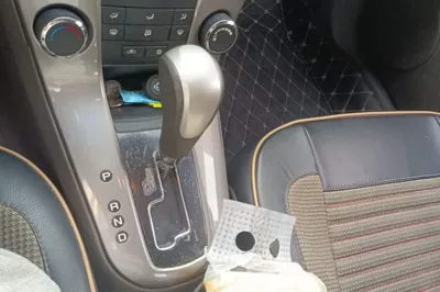 Chevrolet Cruze 2015, 98000 км, за 3199 USD - фото 14