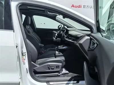 Audi Q4 e-tron 2025, 12300 км, за 21123.96 USD - фото 10