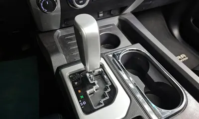 Toyota Tundra 2015, 51942 км, за 28344.89 USD - фото 9