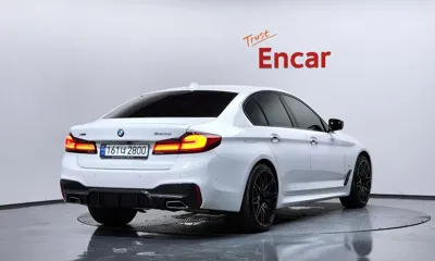BMW 5-Series 2017, 82396 км, за 17180.08 USD