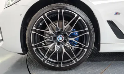 BMW 5-Series 2017, 82396 км, за 17180.08 USD