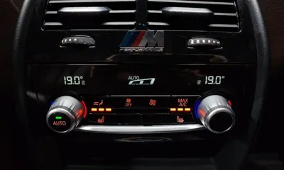 BMW 5-Series 2017, 82396 км, за 17180.08 USD - фото 30