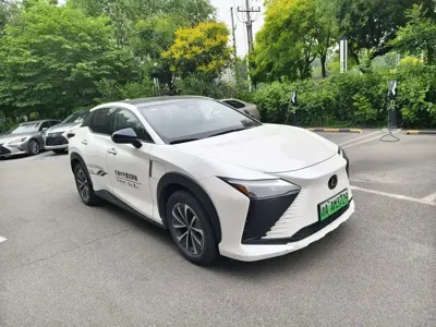 Lexus RZ · 2023 год