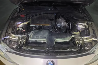 BMW 3 Series 2015, 88200 км, за 7937 USD - фото 17