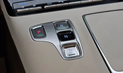 Hyundai Grandeur 2022, 99832 км, за 16458.51 USD - фото 9