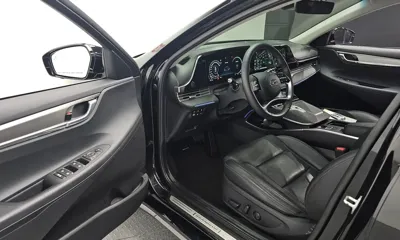 Hyundai Grandeur 2023, 24782 км, за 19963 USD - фото 11