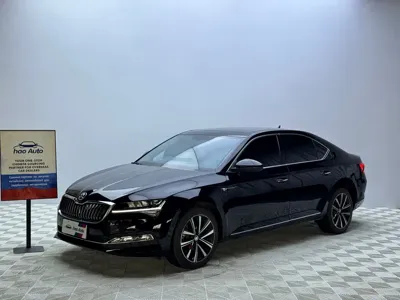 Skoda Superb · 2023 год