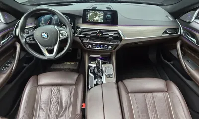 BMW 5-Series 2018, 140946 км, за 14113.17 USD - фото 7