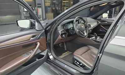 BMW 5-Series 2018, 140946 км, за 14113.17 USD - фото 10