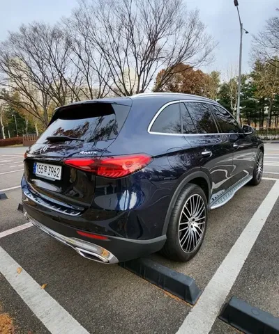 Mercedes-Benz GLC-Class 2023, 43000 км, за 43396.1 USD - фото 7