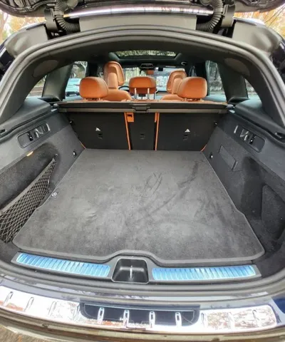 Mercedes-Benz GLC-Class 2023, 43000 км, за 43396.1 USD - фото 9