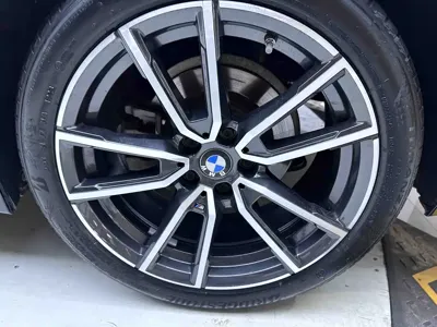 BMW 3 Series 2023, 26000 км, за 33909.09 USD - фото 23