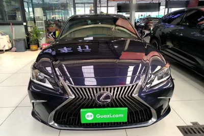 Lexus ES 2020, 83500 км, за 31372 USD